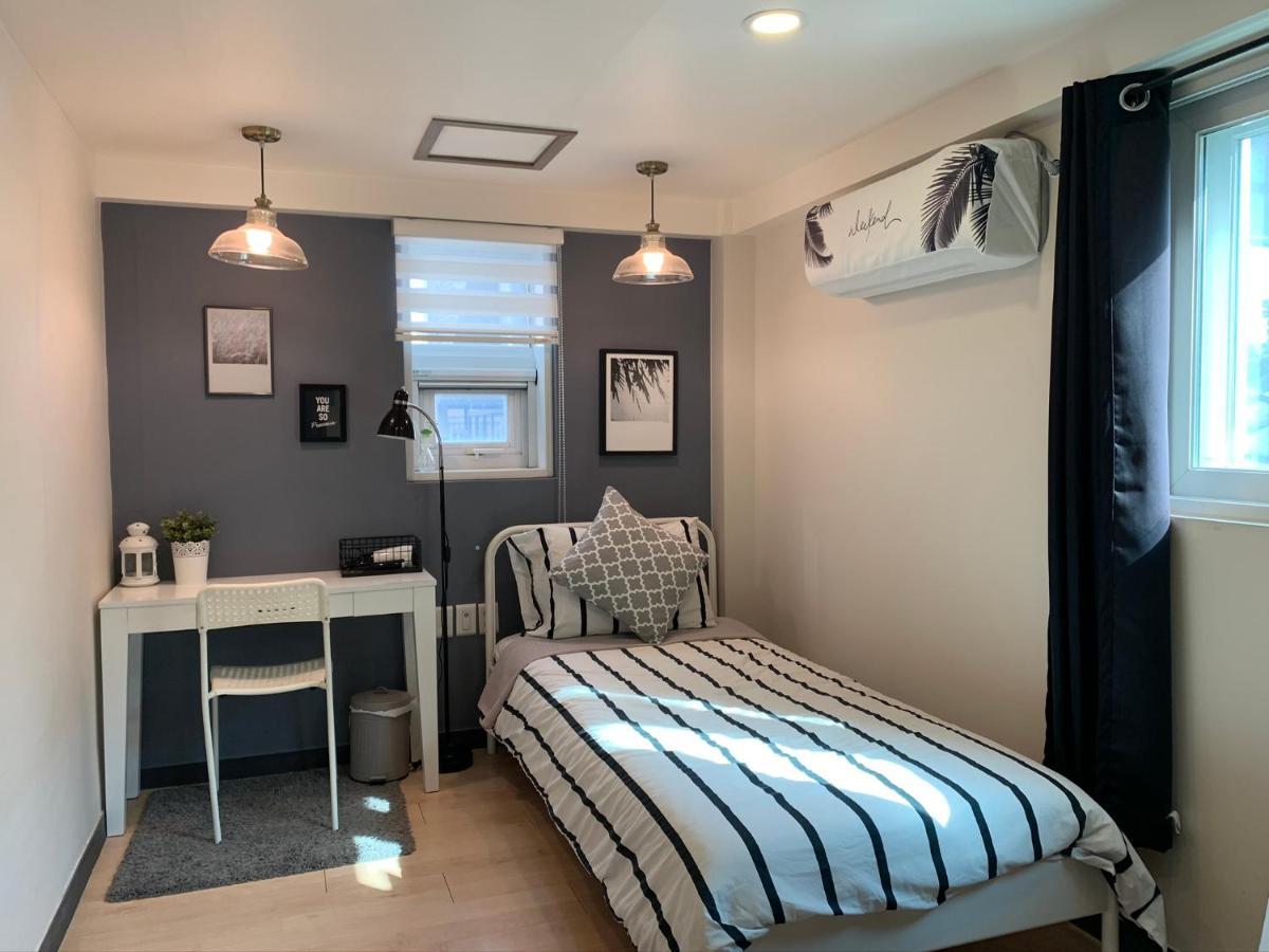 Whitetail Guest house